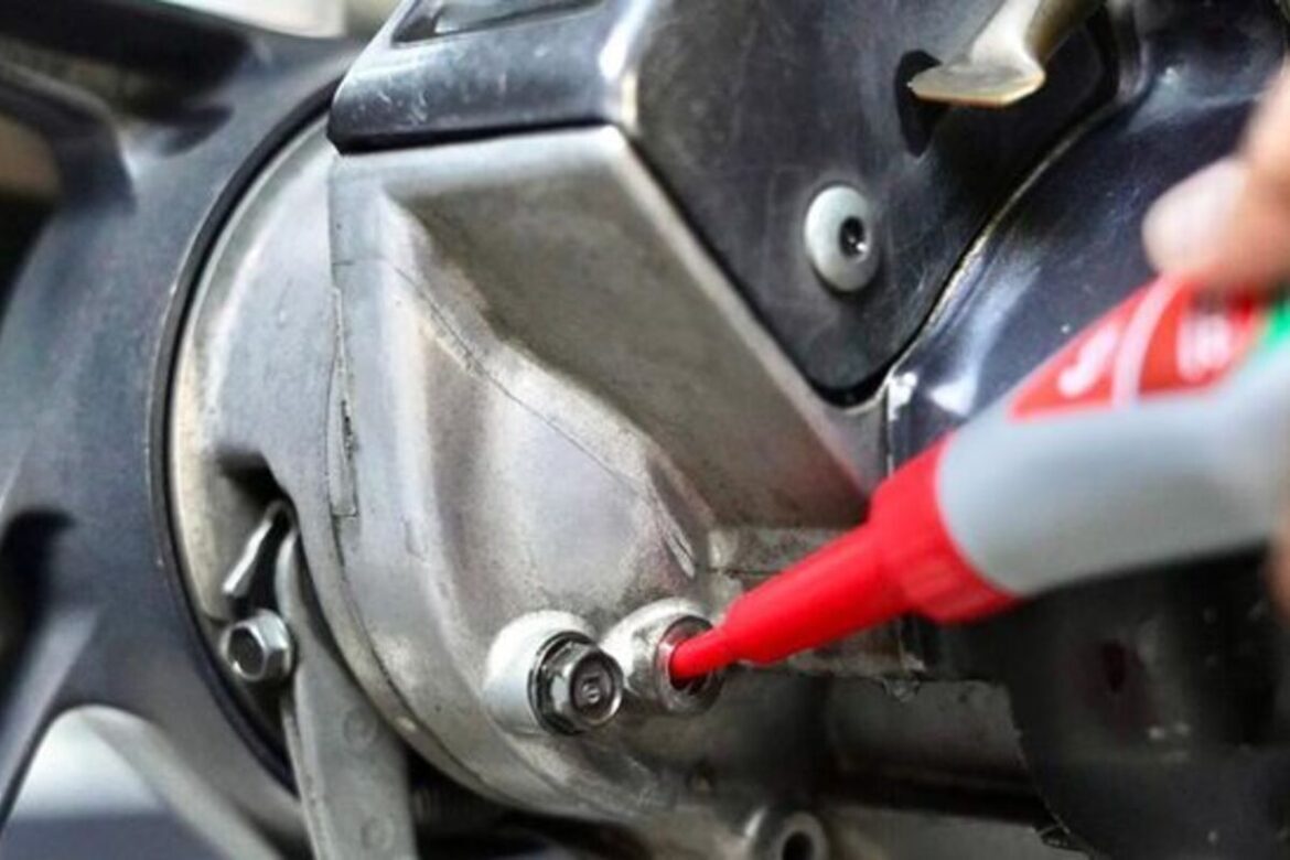 Cara Ganti Oli Gardan Motor Matic (Wajib Ganti Selain Oli Mesin!)